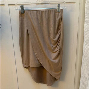 Kensie Elegant Taupe Ruched Skirt, elastic waist XS
